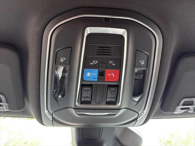 2025 Jeep Grand Cherokee Laredo X 4x4