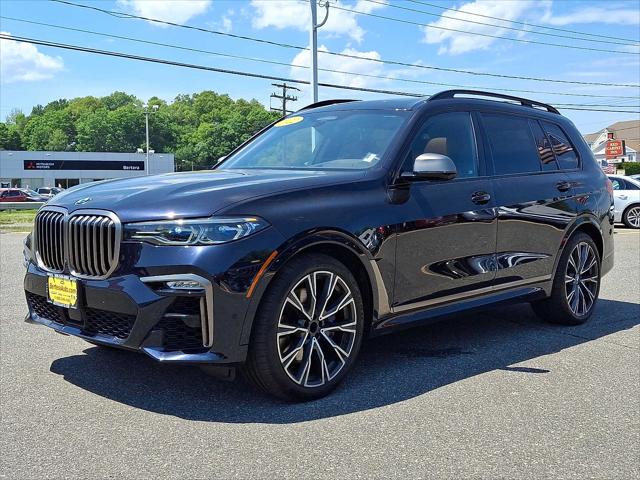 2022 BMW X7 M50i