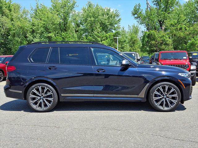 2022 BMW X7 M50i