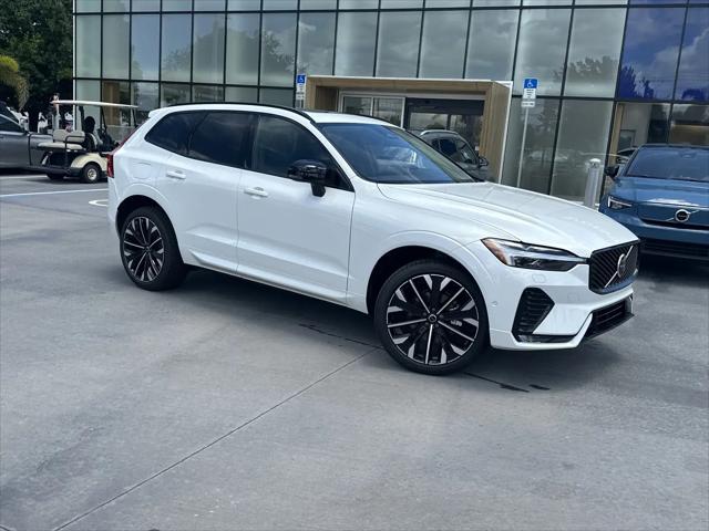 2026 Volvo XC40 Plus, B5 AWD Gas mild hybrid, Dark