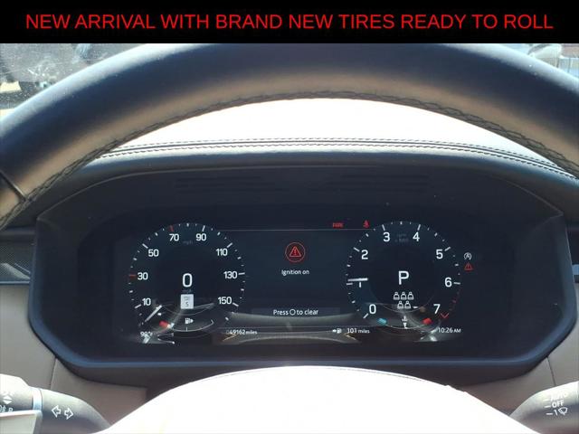 2023 Land Rover Discovery P360 Metropolitan Edition