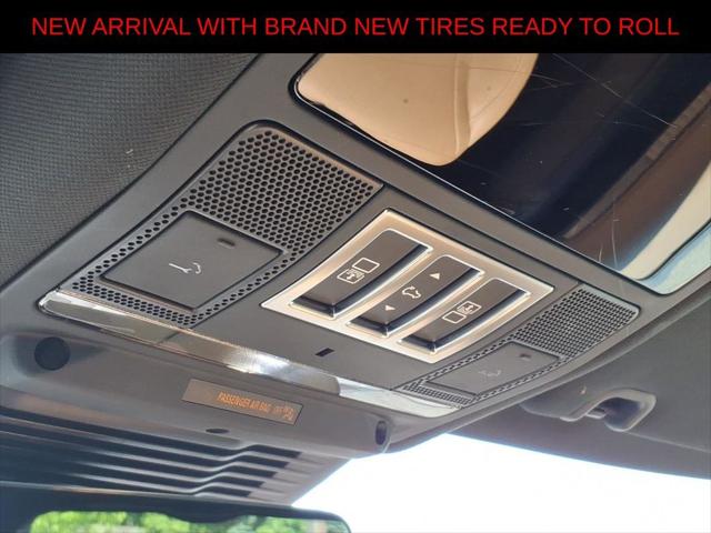 2023 Land Rover Discovery P360 Metropolitan Edition