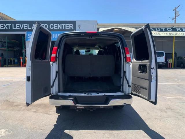 2019 Chevrolet Express LT