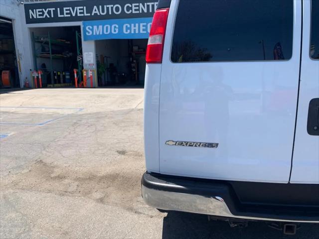 2019 Chevrolet Express LT