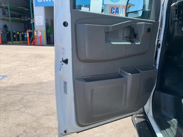 2019 Chevrolet Express LT