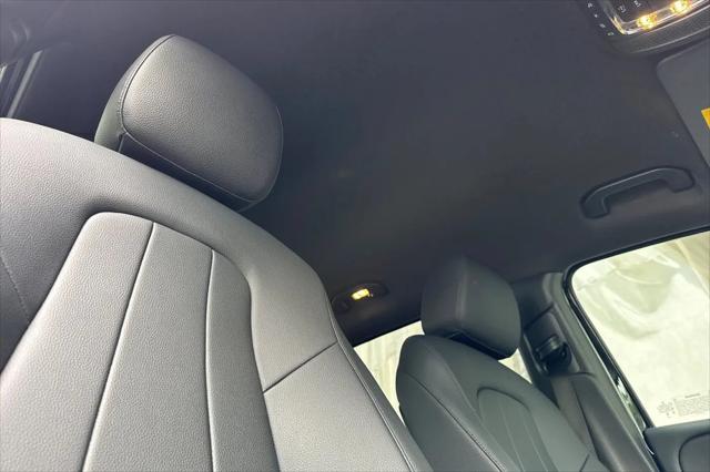 2023 Mercedes-Benz GLB GLB 250
