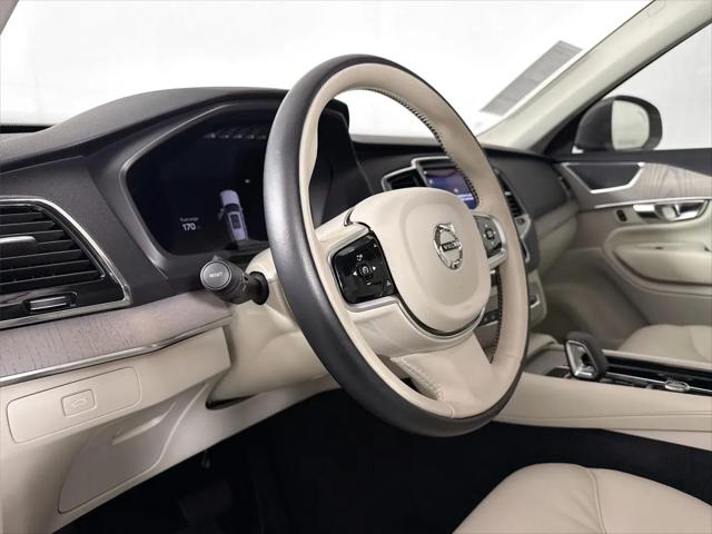 2025 Volvo XC90 B6 Plus 7-Seater