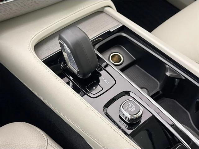 2025 Volvo XC90 B6 Plus 7-Seater