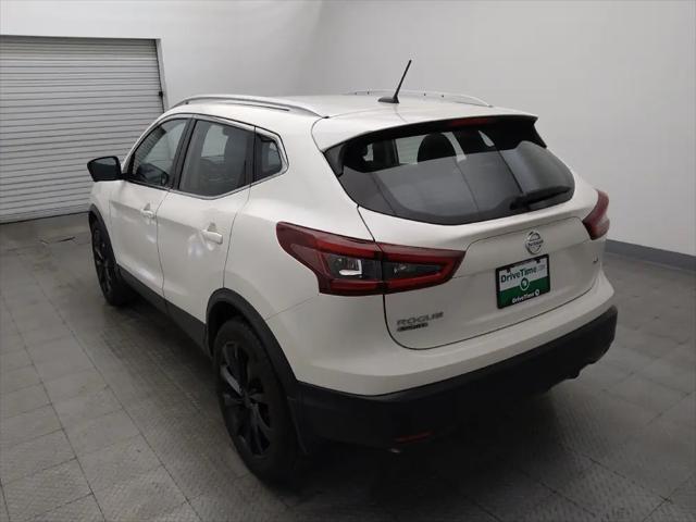 2022 Nissan Rogue Sport SL FWD Xtronic CVT