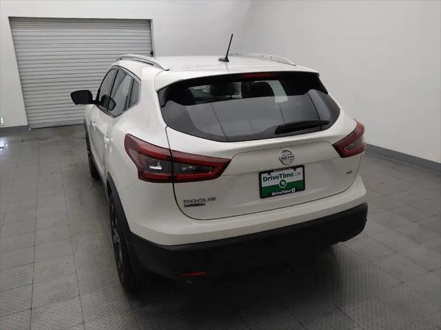2022 Nissan Rogue Sport SL FWD Xtronic CVT