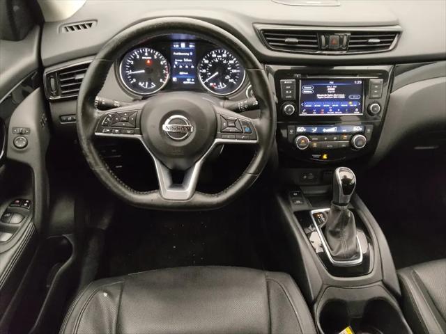 2022 Nissan Rogue Sport SL FWD Xtronic CVT