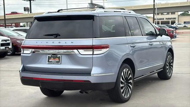 2022 Lincoln Navigator Black Label