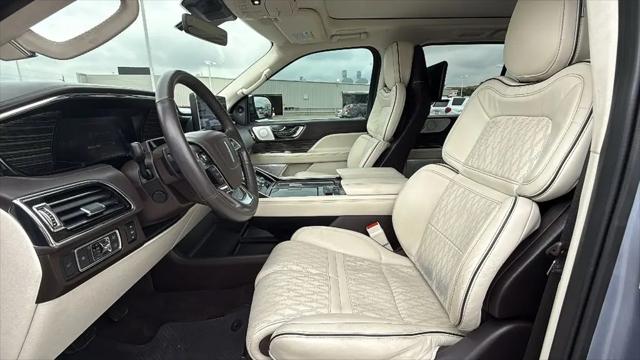 2022 Lincoln Navigator Black Label
