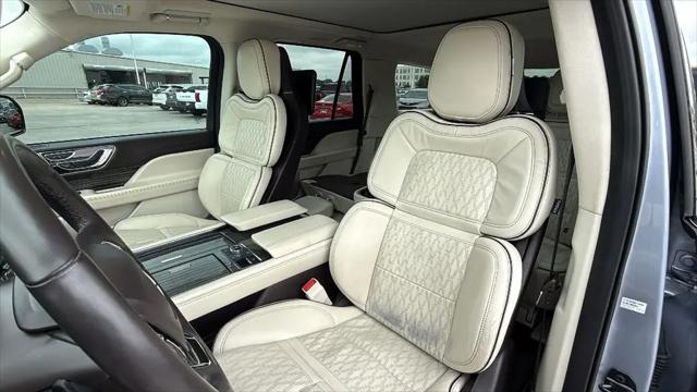 2022 Lincoln Navigator Black Label