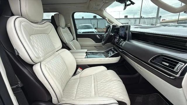 2022 Lincoln Navigator Black Label