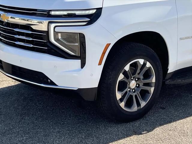 2026 Chevrolet Suburban LT, 4WD