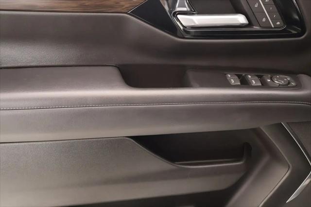 2025 Chevrolet Suburban 4WD Z71