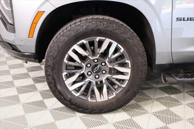 2025 Chevrolet Suburban 4WD Z71