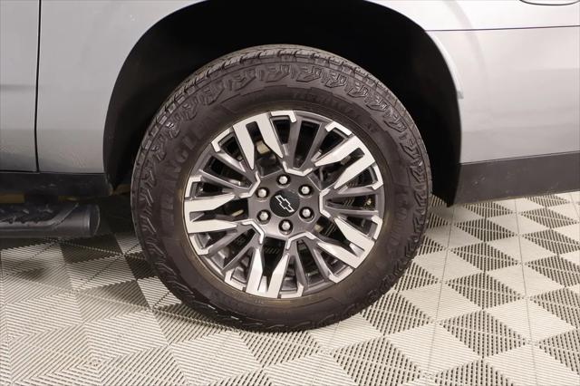 2025 Chevrolet Suburban 4WD Z71