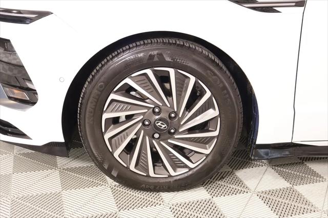 2025 Hyundai Sonata Hybrid Limited