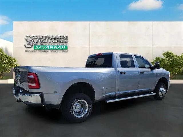 2024 Ram 3500 Tradesman Crew Cab 4x4 8' Box