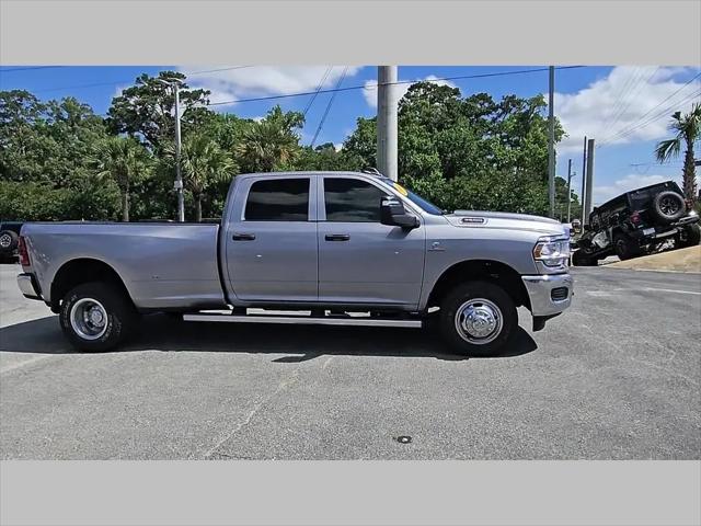 2024 Ram 3500 Tradesman Crew Cab 4x4 8' Box