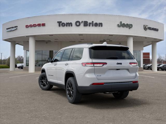 2026 Jeep Grand Cherokee GRAND CHEROKEE L LAREDO ALTITUDE 4X4