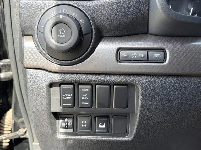 2024 Nissan Titan Crew Cab PRO-4X 4x4