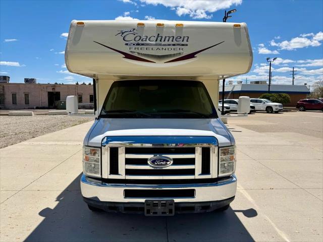 2014 Ford E-350 Cutaway E-350