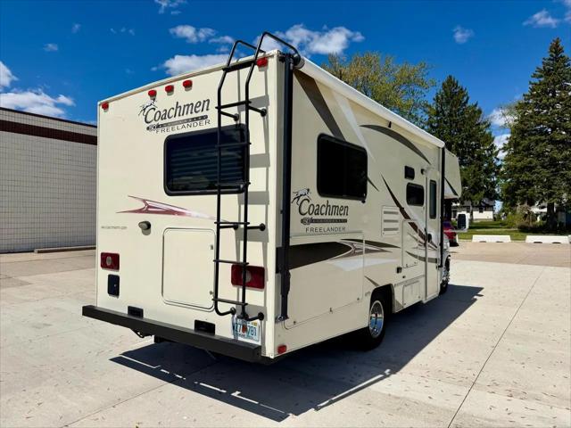 2014 Ford E-350 Cutaway E-350