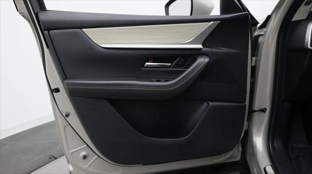 2024 Mazda X-90 3.3 Turbo Preferred Plus