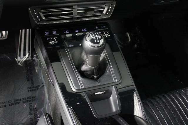 2024 Porsche 911 S/T