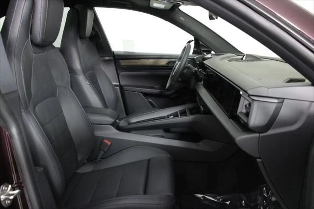 2025 Porsche Macan Electric Macan Electric