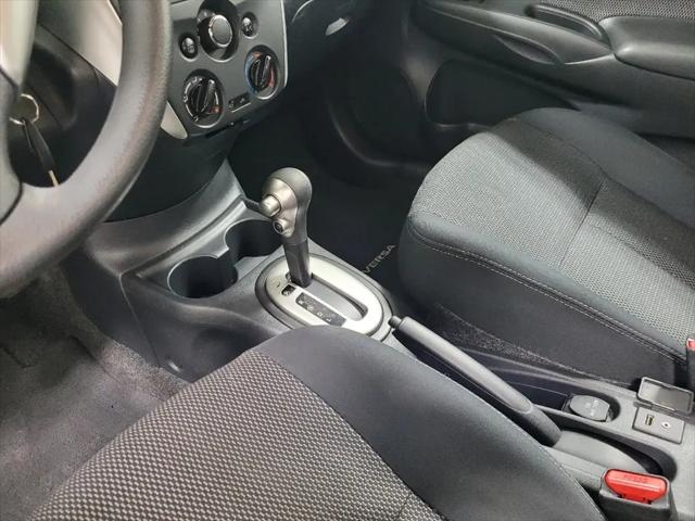 2016 Nissan Versa 1.6 SV