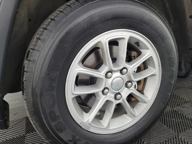2019 Jeep Grand Cherokee Laredo E 4x4
