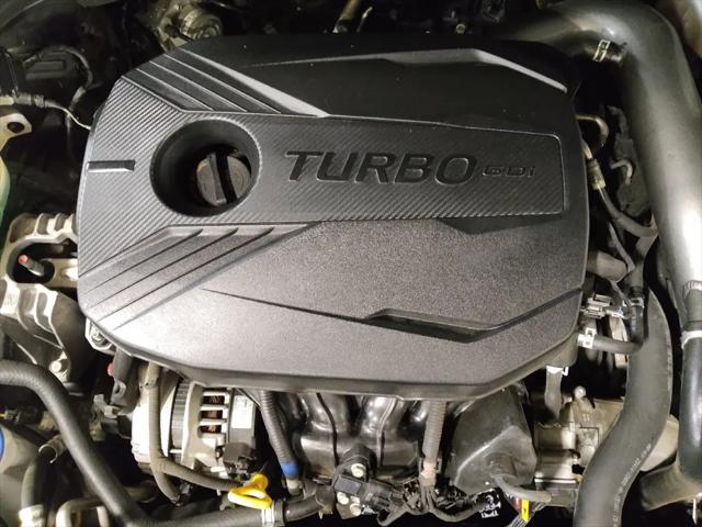 2020 Hyundai Veloster Turbo