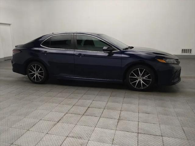 2022 Toyota Camry SE AWD