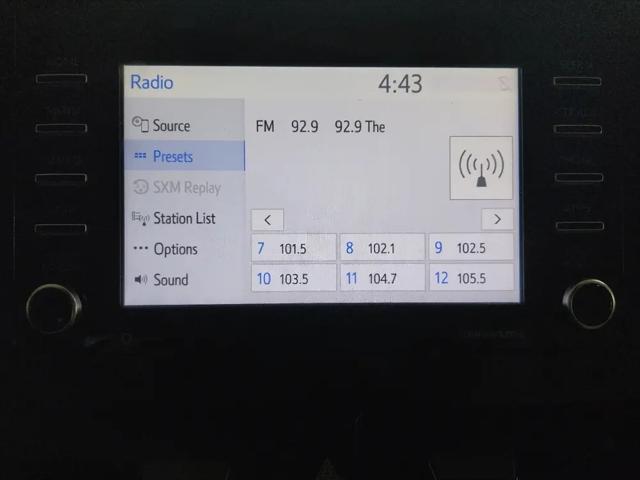 2022 Toyota Camry SE AWD