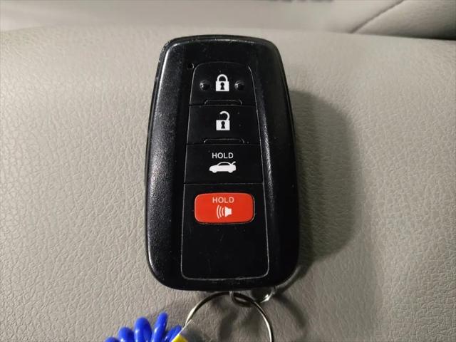 2022 Toyota Camry SE AWD