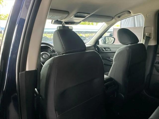 2025 Nissan Pathfinder SV 4WD