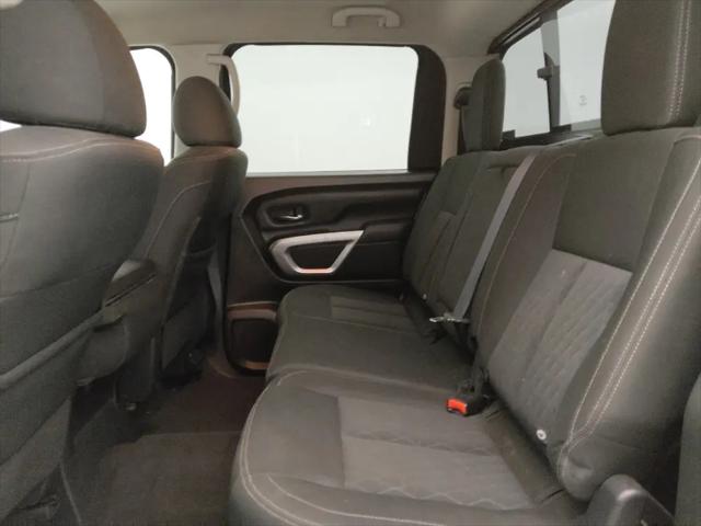 2017 Nissan Titan SV