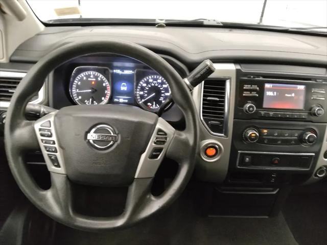 2017 Nissan Titan SV
