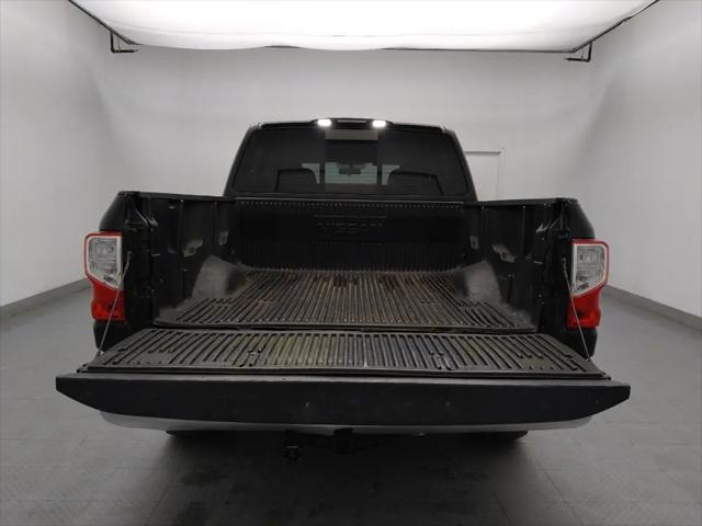 2017 Nissan Titan SV