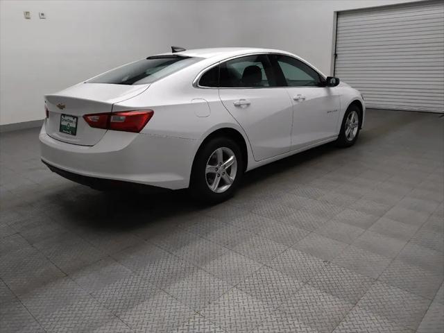 2022 Chevrolet Malibu FWD 1FL