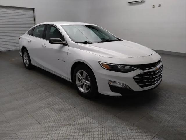 2022 Chevrolet Malibu FWD 1FL