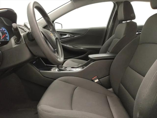 2022 Chevrolet Malibu FWD 1FL