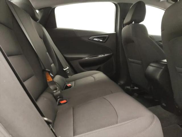 2022 Chevrolet Malibu FWD 1FL