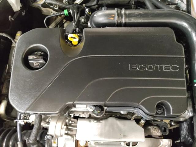 2022 Chevrolet Malibu FWD 1FL