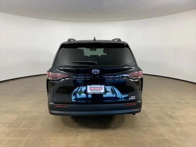 2024 Toyota Sienna XLE