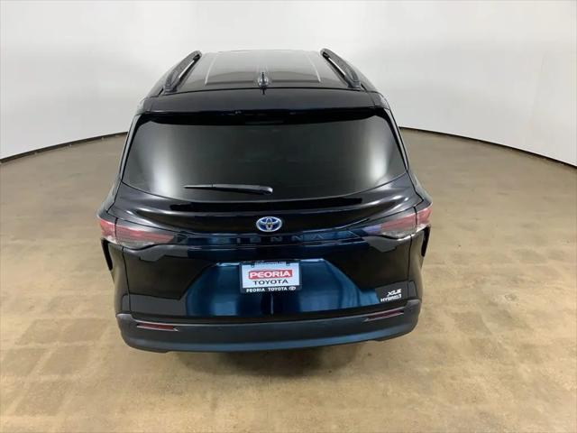 2024 Toyota Sienna XLE
